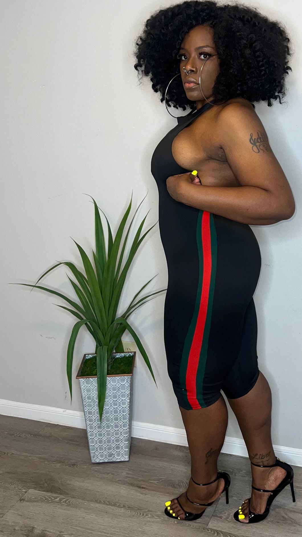 Color Blocked Halter Capri Catsuit (XL)