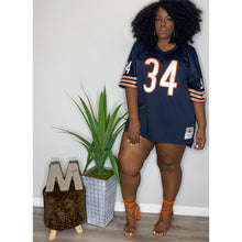 Load image into Gallery viewer, WALTER PAYTON 1985 Jersey  (MEN’S SIZE 3X)
