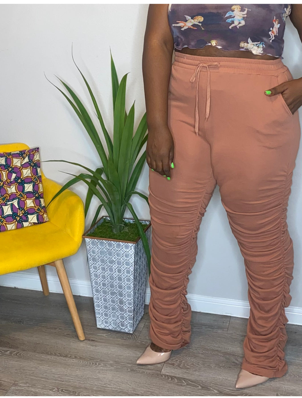 Mocha Ruched Joggers (3XL)