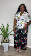 Load image into Gallery viewer, SPRING FORWARD FLORAL SILK SET (2X-3X)
