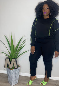 “Troy” CROP SWEATSHIRT (Size 22-24)