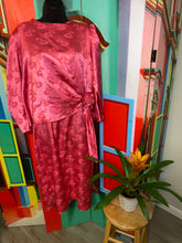 Load image into Gallery viewer, Vintage Barbie Pink STAR WORLD Dress (18)
