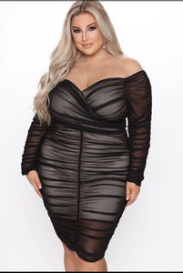 “meshing with you” bodycon dress (3X)